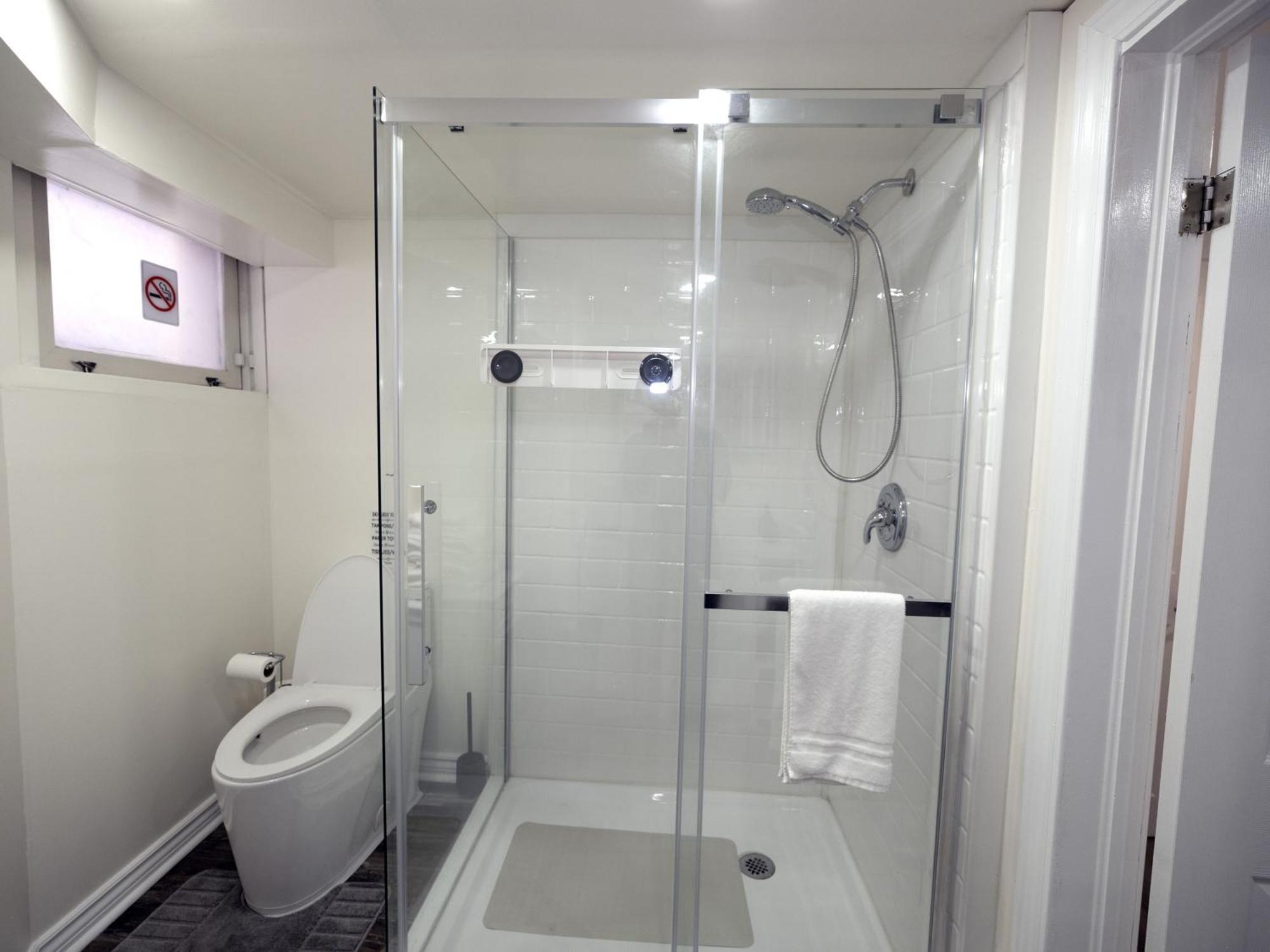 Serene Niagara Guest House מראה חיצוני תמונה