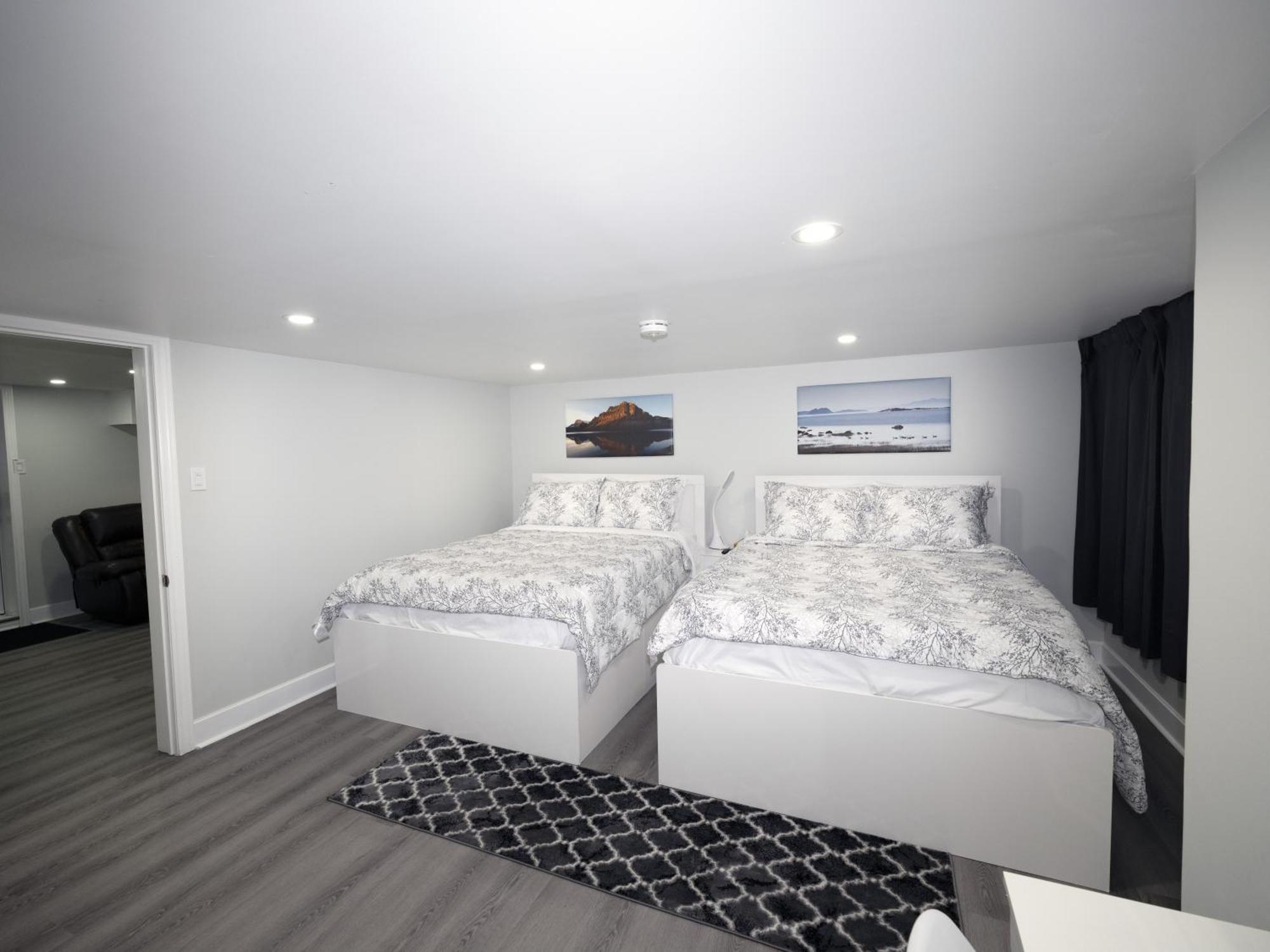 Serene Niagara Guest House מראה חיצוני תמונה